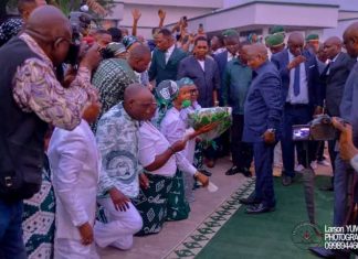 Le Chef Spirituel et Représentant Légal de l’église Kimbanguiste sa Divinité Simon Kimbangu Kiangani en visite pastorale à Kinshasa