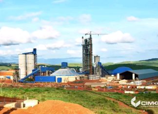 Kongo Central : le Gouverneur Grâce BILOLO joue le sapeur pompier dans la brouille entre les ayants droit coutumiers et la Cimenterie Kongo